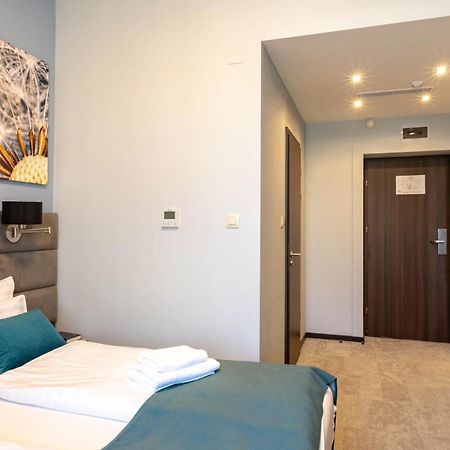 Inter Hotel Debrecen Esterno foto